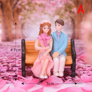 1/2Pieces Mini Sweety Lovers Couple Chair Figurines Miniatures Fairy Garden Gnome Moss Terrariums Resin Crafts Home Decoration