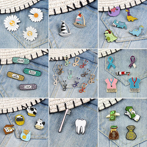 2-9Pcs/Set Medical Stethoscope Brooch Doctor T-shirts Syringe Toothbrush Teeth Badge Cat Dinosaur Crocodile Sailboat Enamel Pins