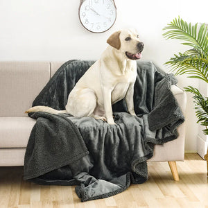 Waterproof Pet Blanket Liquid Pee Proof Dog Blanket for Sofa Bed Couch, Reversible Sherpa Fleece Furniture Protector Cover