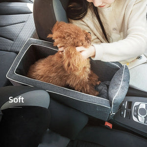 Dog Car Seat Pet Supplies Travel Bags for Dogs Cats Portable Car Central Console Dog Car Seat Bed Carrier Safety Cat Accessories