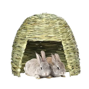 Grass House for Rabbits Folding Beds Guinea Pig Hideouts Small Animal Play Hideaway Bed Habitat Decor Pet Hay Bed Playhouse